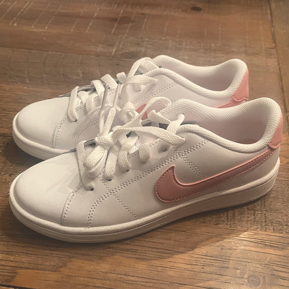 Nike Court Royale White/Pink Size 5 R